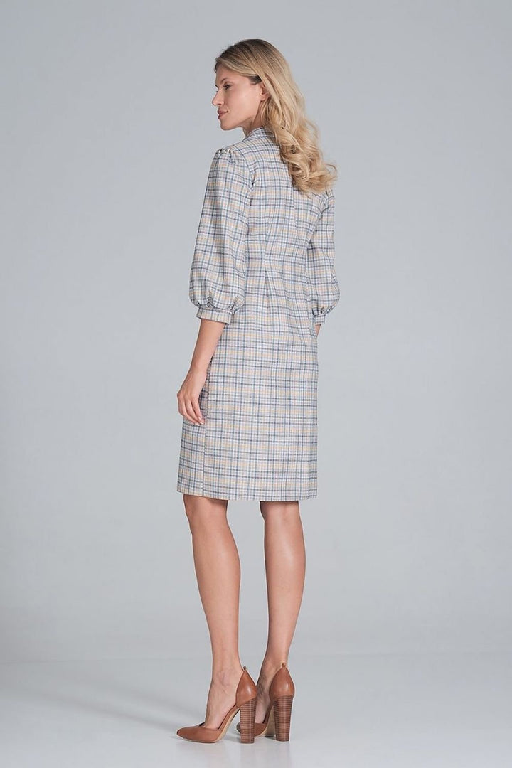 Midi shirt dress, slightly waisted with a collar Figl