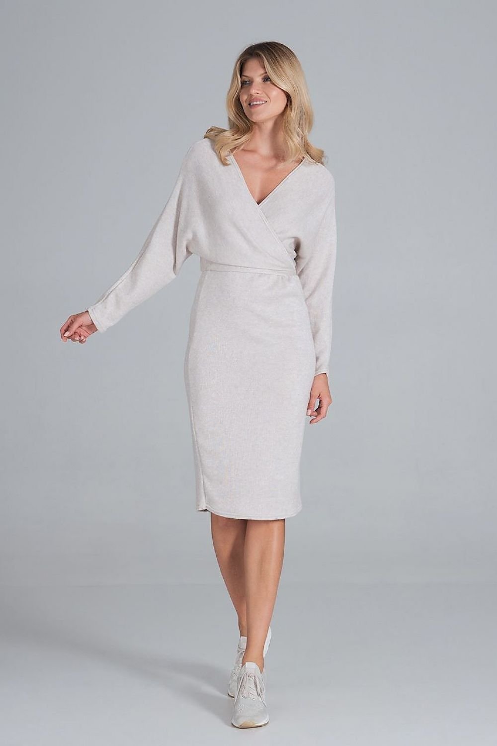 Robe midi chaude en maille d'hiver, encolure enveloppe Figl