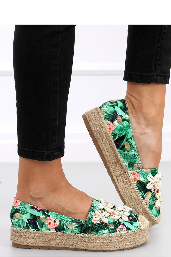 Espadrilles pour femmes sur une espadrille à plateforme