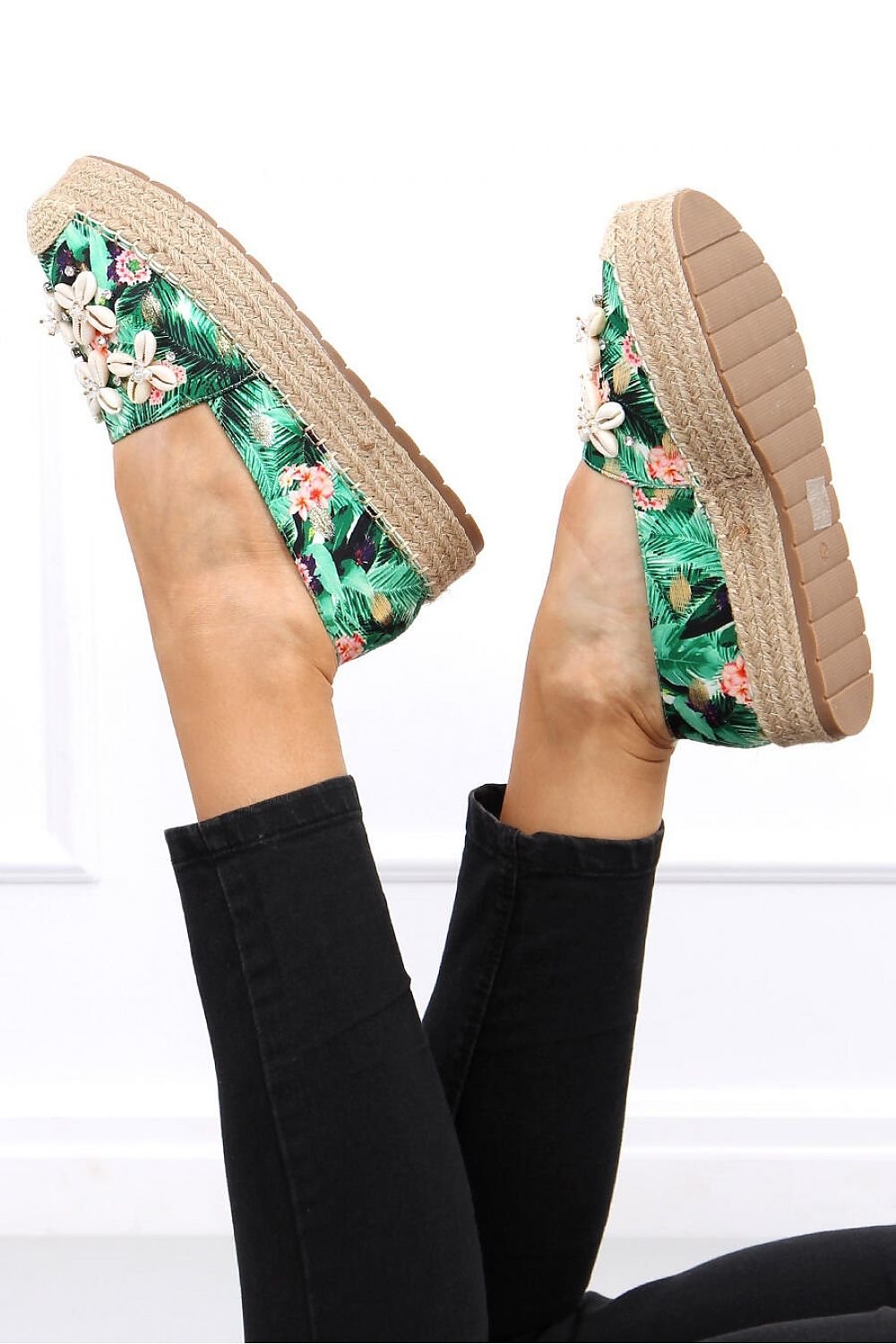 Espadrilles pour femmes sur une espadrille à plateforme