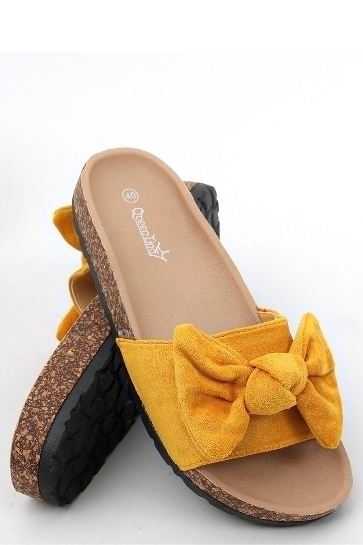 Women's cork flip-flops